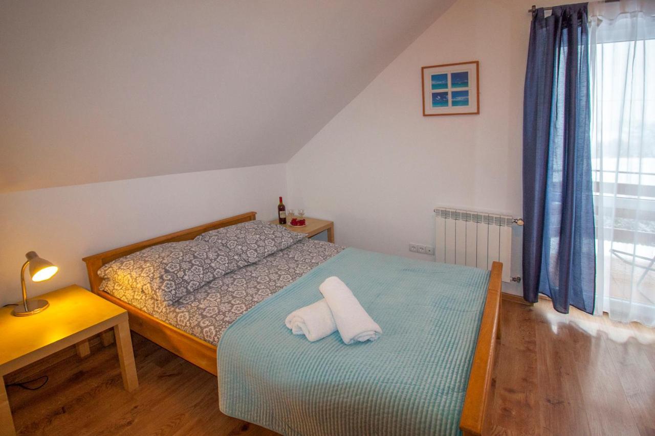Bieszczadzki Brat Apartamenty โปลันชิกค์ ภายนอก รูปภาพ