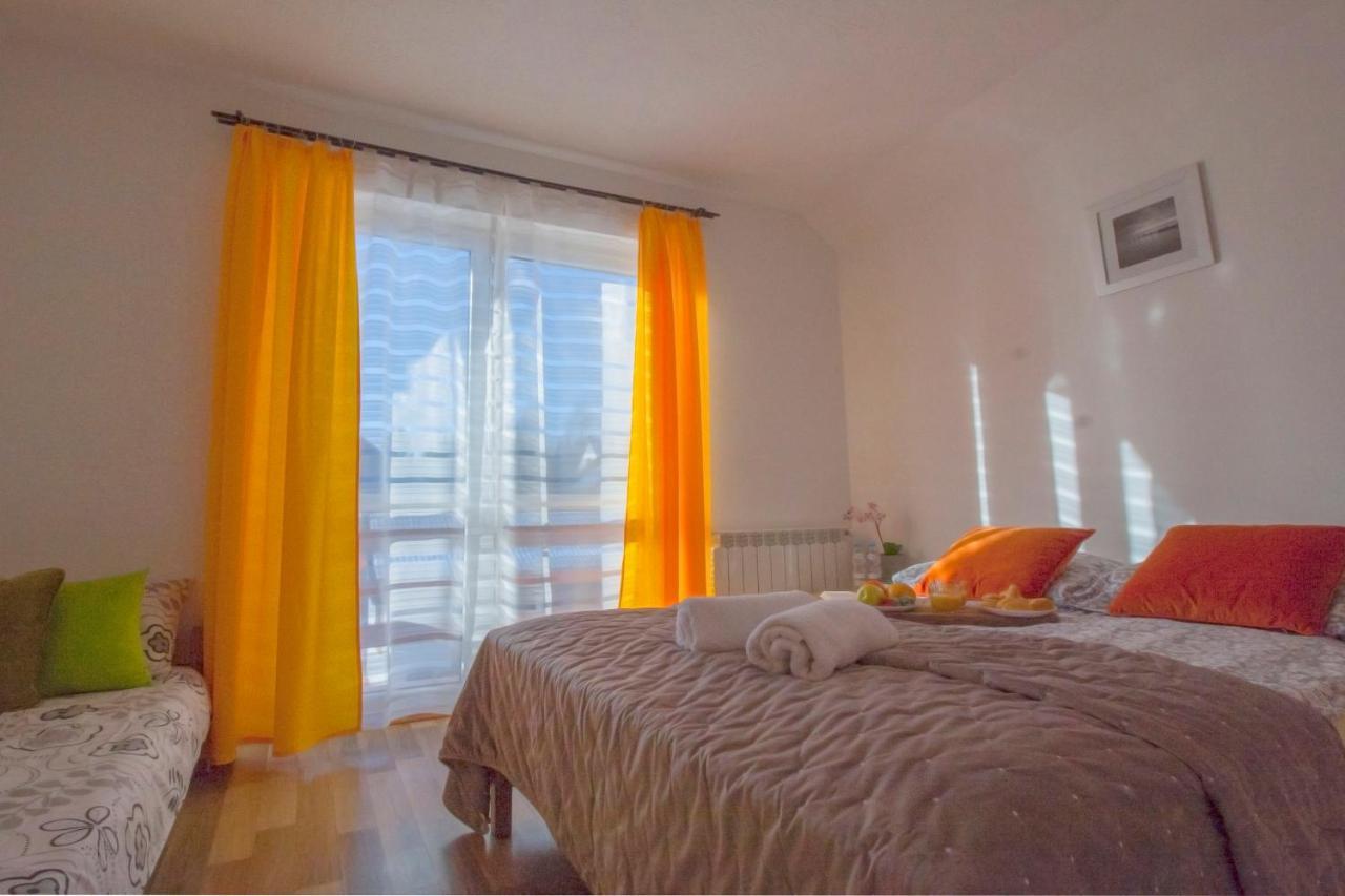 Bieszczadzki Brat Apartamenty โปลันชิกค์ ภายนอก รูปภาพ