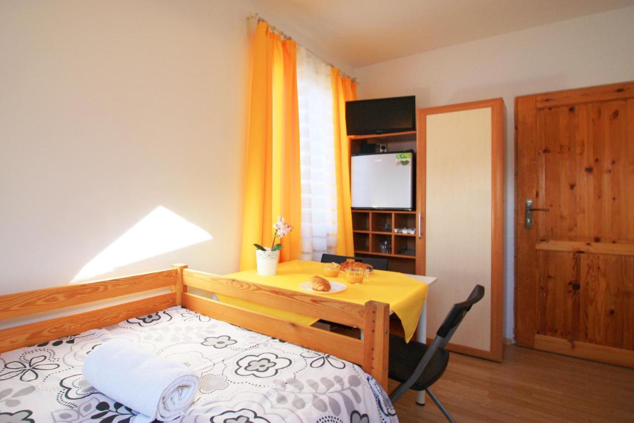 Bieszczadzki Brat Apartamenty โปลันชิกค์ ภายนอก รูปภาพ