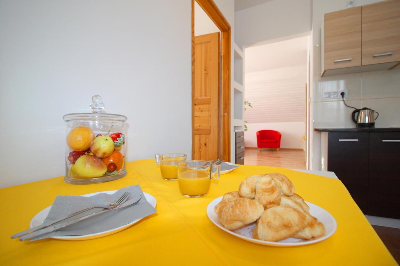 Bieszczadzki Brat Apartamenty โปลันชิกค์ ภายนอก รูปภาพ