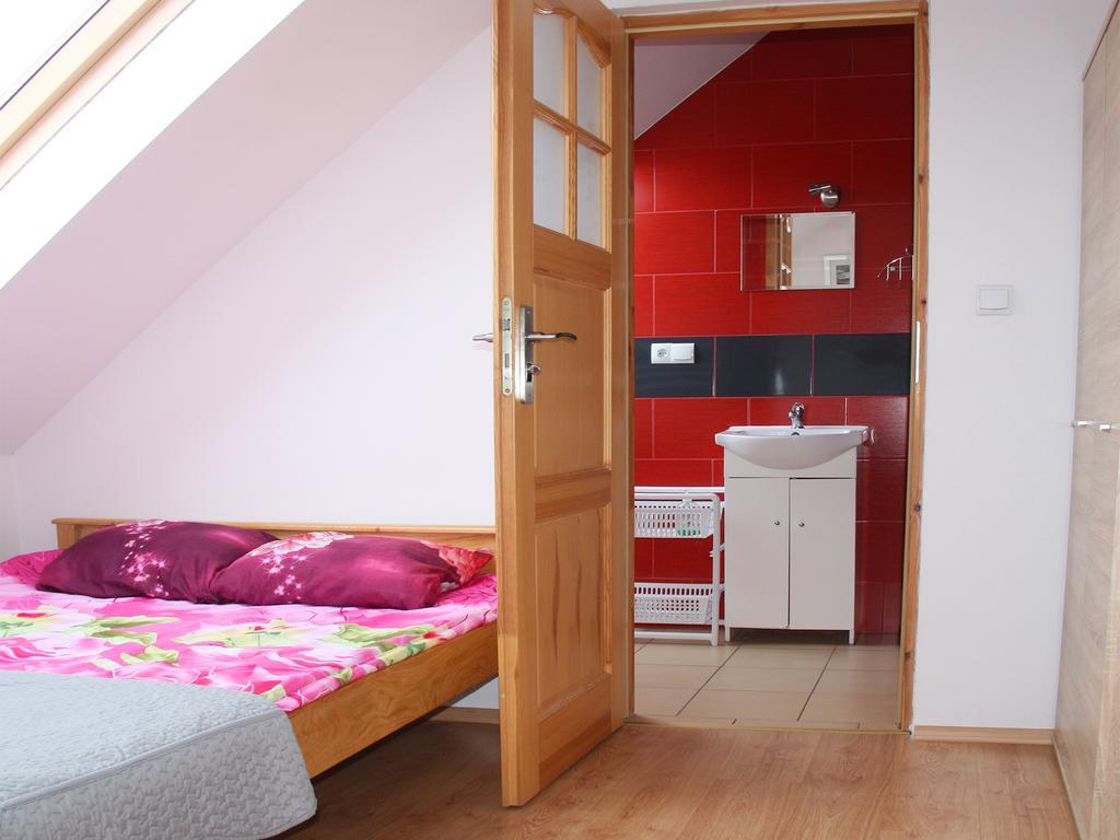 Bieszczadzki Brat Apartamenty โปลันชิกค์ ภายนอก รูปภาพ